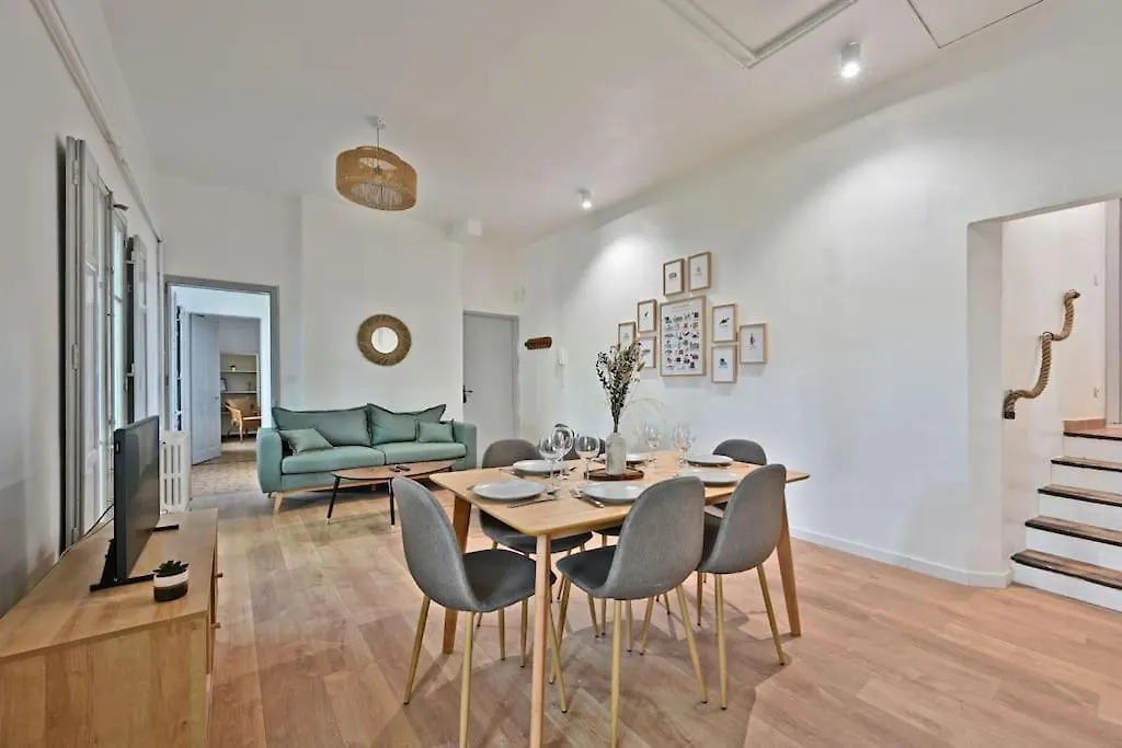 Au Coeur Des Platanes - Parking Gratuit Sous-Terrain - Clim - Balcon Apartment Avignon