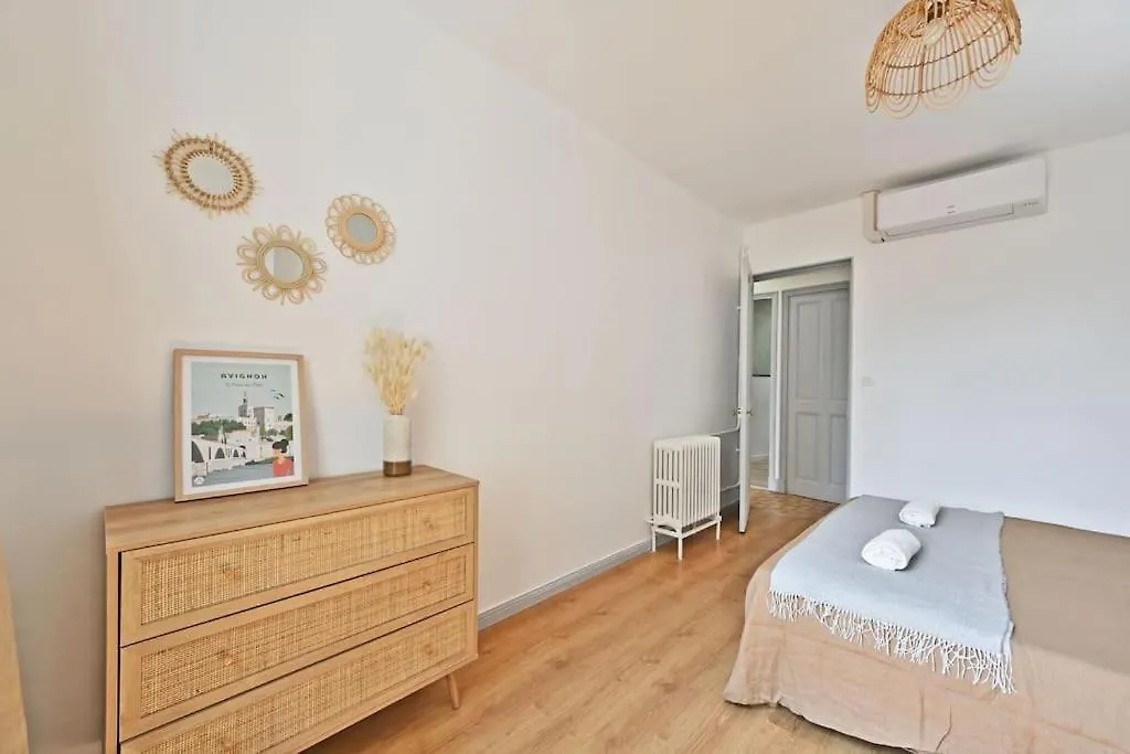Au Coeur Des Platanes - Parking Gratuit Sous-Terrain - Clim - Balcon Apartment Avignon