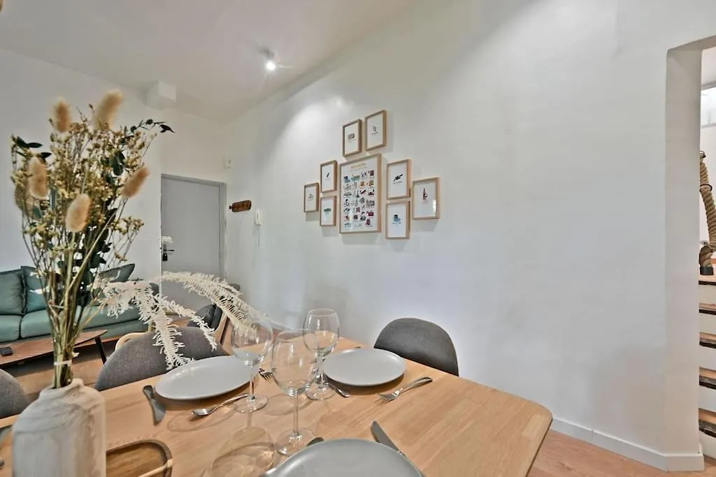 Au Coeur Des Platanes - Parking Gratuit Sous-Terrain - Clim - Balcon Apartment Avignon
