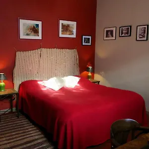  Bed & Breakfast Tombe La Nefle